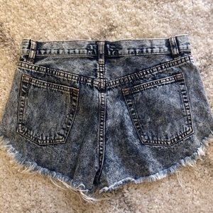 FOREVER 21 Denim Shorts - M